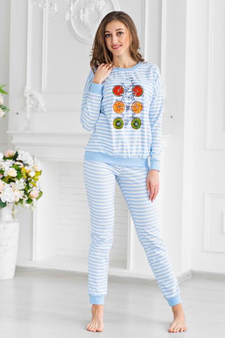 Пижама женская из джемпера и брюк из кулирки Fruits&bikes голубой Пижама женская из джемпера и брюк из кулирки Fruits&bikes голубой