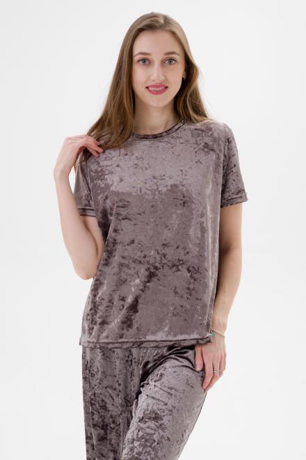 Костюм женский из футболки и брюк из велюра Леопард пурпурно-серый Костюм женский из футболки и брюк из велюра Леопард пурпурно-серый