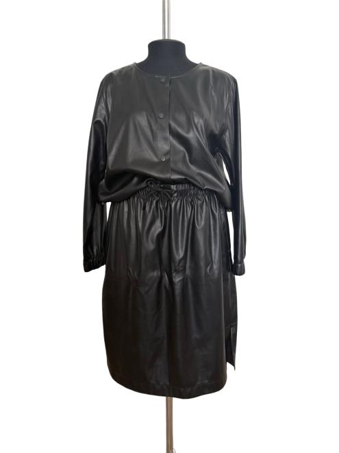 Костюм женский из экокожи Костюм женский из экокожи