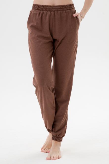Брюки женские из кулирки на резинке коричневый