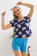 Комплект женский из футболки со спущенным плечом и шорт Fairy-tale цветы на темно-синем