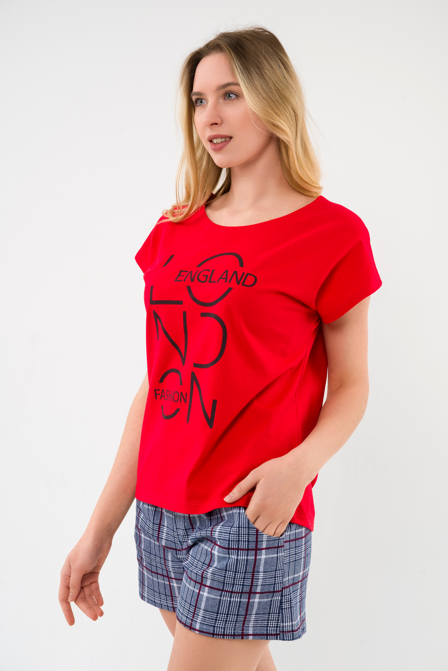 Костюм из футболки и шорт из кулирки Алиса красный